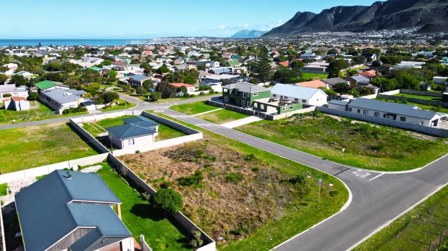 0 Bedroom Property for Sale in Sandbaai Western Cape